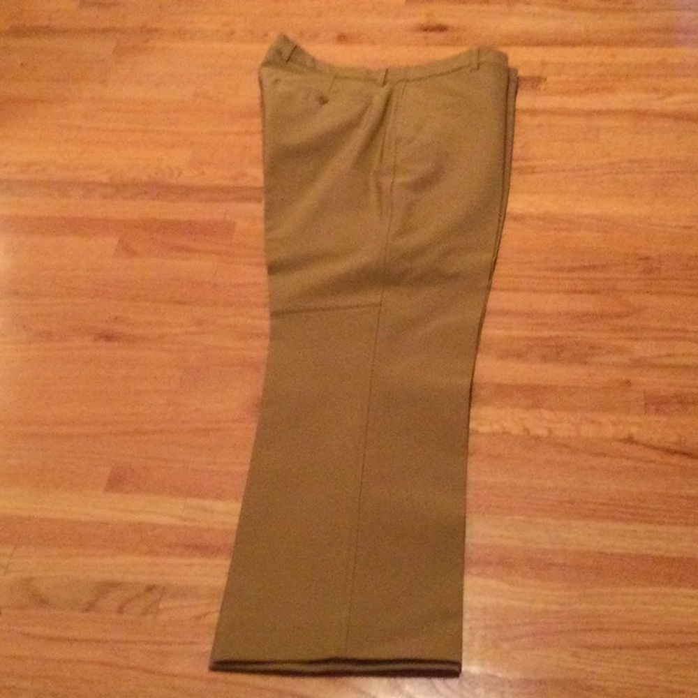 Men’s Perry Ellis Pants , Excellent Condition